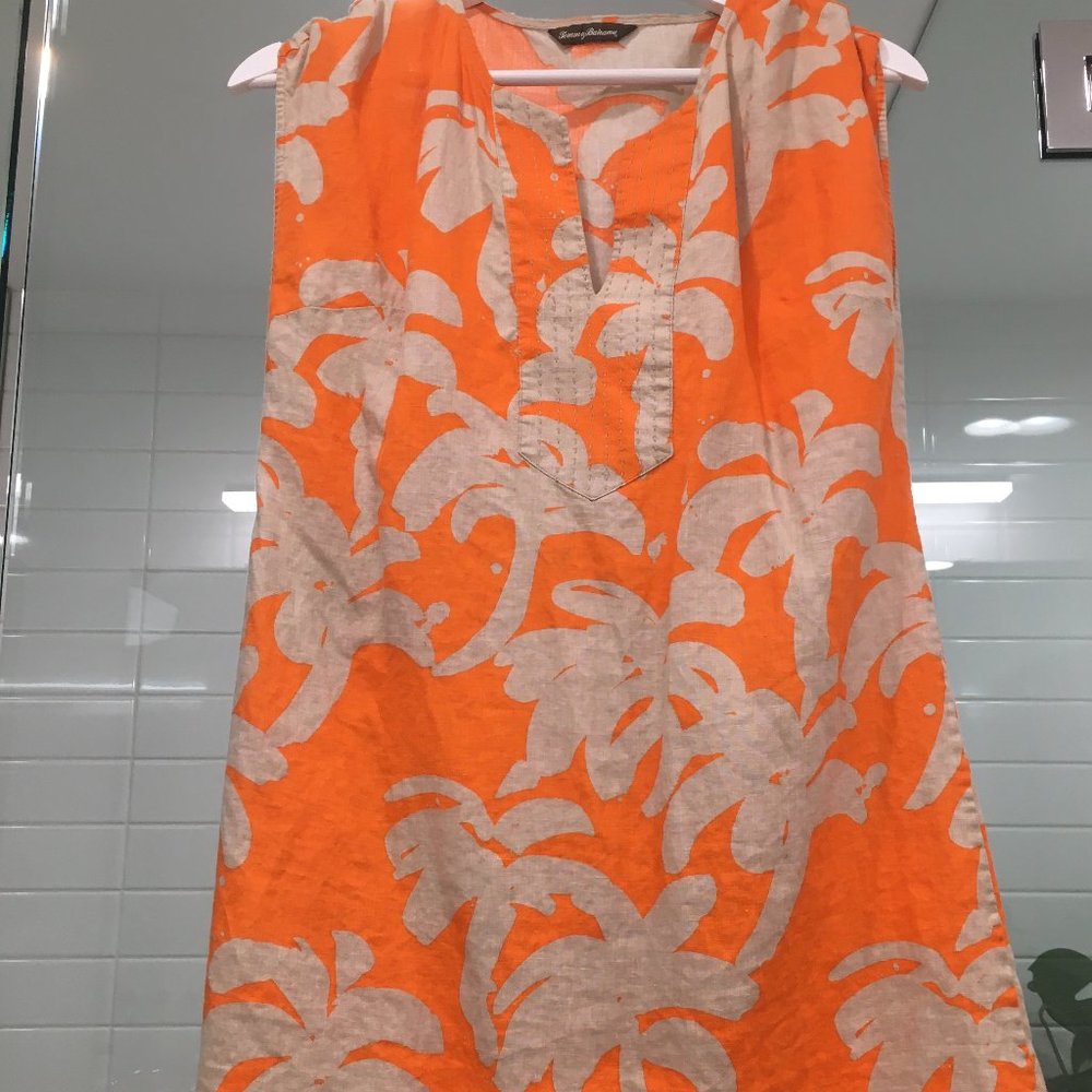 **SOLD on Depop**Tropical vibe, fluid, soft, Tommy Bahama 100% linen